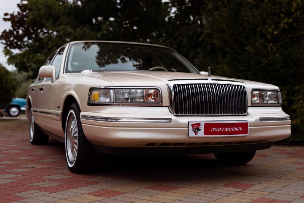 Lincoln Town Car